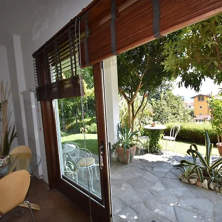 By Maggiore With Garden Views 韦尔巴尼亚