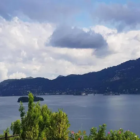 By Maggiore With Garden Views 度假居 韦尔巴尼亚