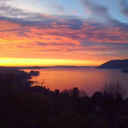 By Maggiore With Garden Views Verbania